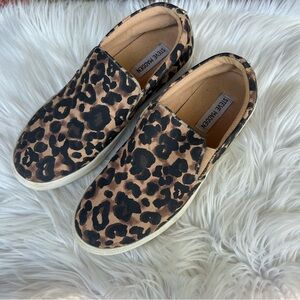 Steve Madden Black and Tan Cheetah Print Slip On Fashion Sneakers